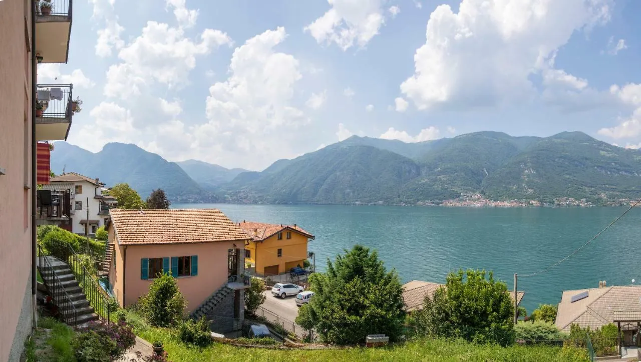 S. Antonio Apartment Lezzeno Italie