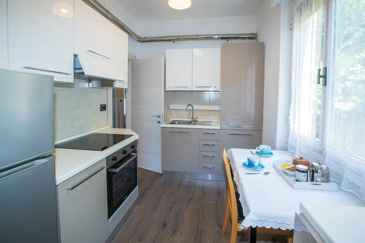 S. Antonio Apartment Lezzeno